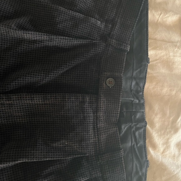 DiMitri slacks. Heavy, pleats, pockets. soft, no size tags. Small spot R thigh - Picture 7 of 11